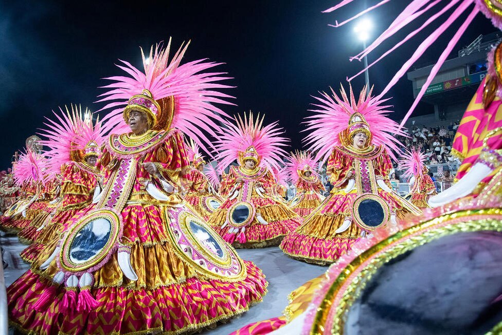 شب افتتاحیه دیدنی کارناوال سالانه ریو + تصاویر