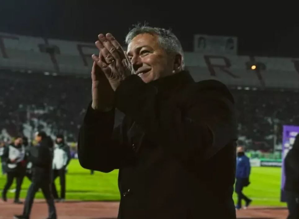 خداحافظی احساسی اسکوچیچ با تراکتوری‌ها پس از صعود به دور بعدی