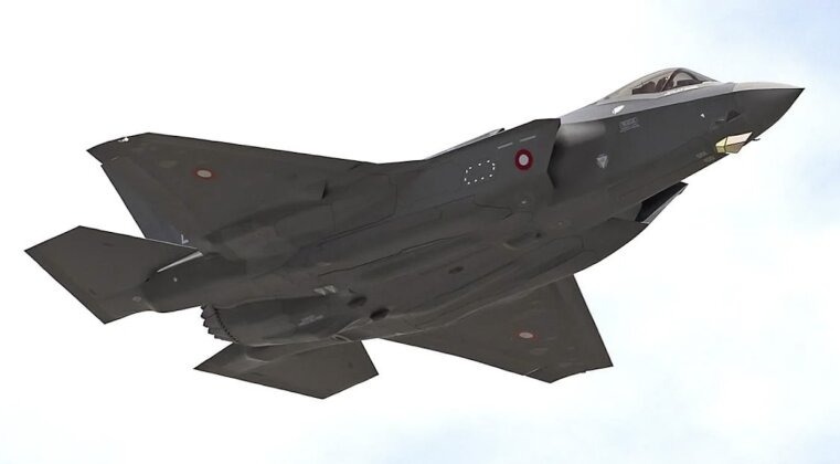 ادعای تازه درباره ورود ۱۶ هواپیمای نظامی به ایران