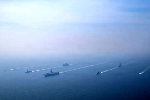 رزمایش تهران و مسکو در دریای عمان؛ تهدید دوباره آمریکا به اقدام نظامی علیه ایران