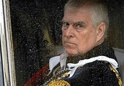 انگلیس شاهزاده اندرو را از صف جانشینی پادشاهی حذف می‌کند