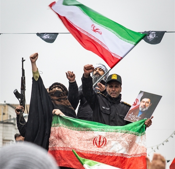 پیام «ایران امن» به ترسوهای مخفی در طبقه 18- پیام «ایران امن» به ترسوهای مخفی در طبقه 18-