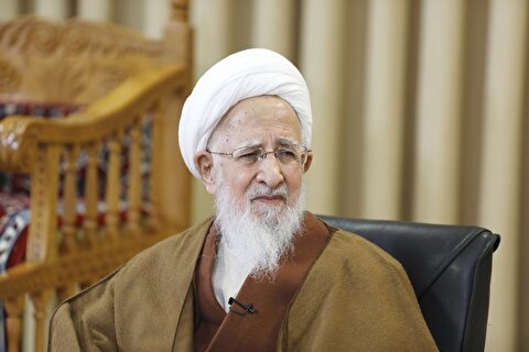 آیت الله جوادی آملی: هیچگاه نباید زیر بار سلطه رفت