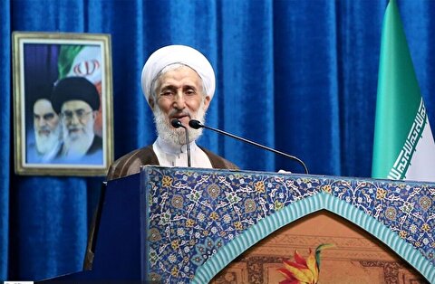 حجت الاسلام صدیقی: معیشت معلمان باید در شأن آنها باشد