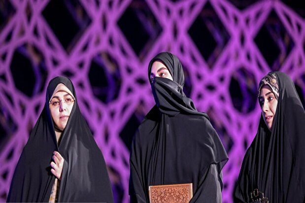 تصاویر / تجلیل رئیس مجلس از دختران شهدای مقاومت/ زینب سلیمانی و دختر شهید امیرعبداللیهان در کنار یکدیگر