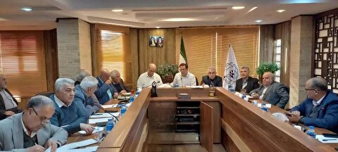 کانون بازنشستگان: امنیت شغلی و معیشتی کارگران اولویت است