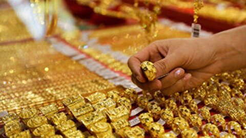 سقوط قیمت طلای جهانی امروز پنج‌شنبه ۲۵ اردیبهشت