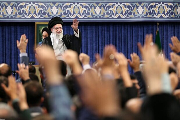 تصاویر مراسم بزرگداشت شهید رئیسی و شهدای خدمت با حضور رهبر معظم انقلاب