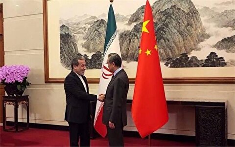 عراقچی: لازم است چین را در جریان مذاکرات غیرمستقیم ایران و آمریکا قرار دهیم