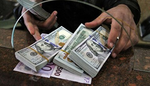 سقوط دلار به کانال ۸۲ هزار تومان/ کاهش قیمت اکثر ارزها