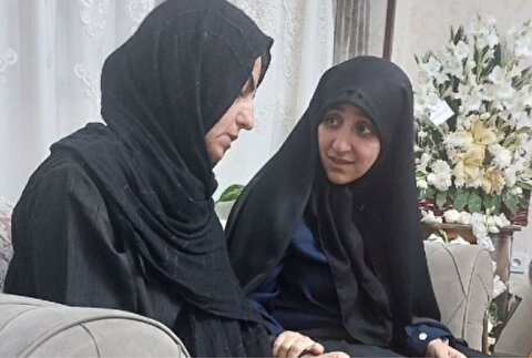 بهروزآذر در دیدار با خانواده الهه حسین‌نژاد: اقدامات فوری برای حمل‌ونقل ایمن در دستور کار دولت است