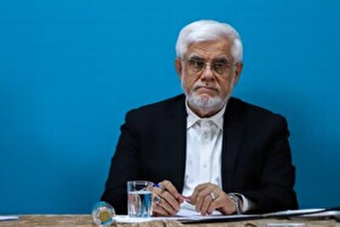 تماس عارف با استاندار بوشهر در پی آتش سوزی مهیب بندر دیر /تاکید بر تسریع در امدادرسانی و بررسی فوری ابعاد حادثه