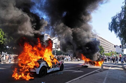 ترامپ چگونه آمریکا را وارد جنگ داخلی کرد؟