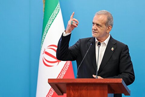 رئیس جمهور: به مدد همدلی و انسجام از این روزهای سخت عبور خواهیم کرد