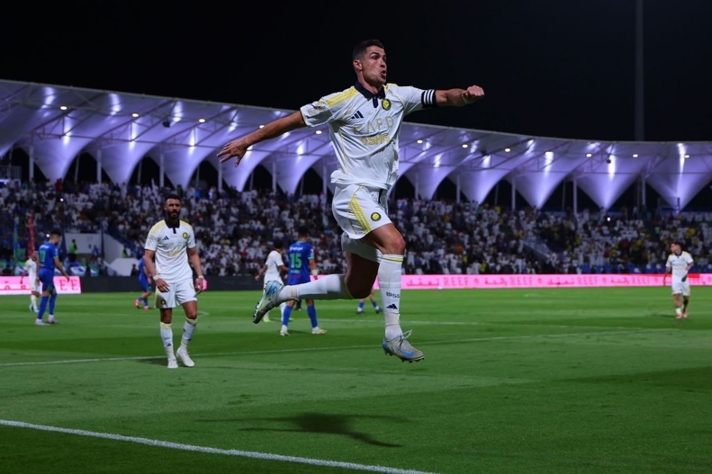 تمدید قرارداد رونالدو در النصر