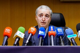 رئیس اتاق اصناف تهران:
هیچ کمبودی در کالا‌های اساسی نداریم/ مردم از خرید بیش از نیاز خودداری کنند