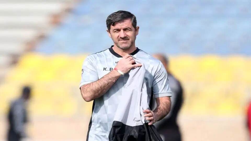 سیدجلال حسینی سرمربی پرسپولیس می‌شود؟