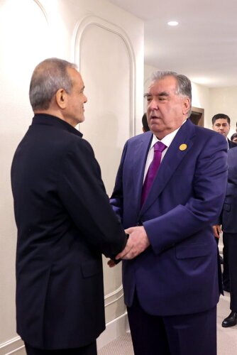 دیدار مسعود پزشکیان و رئیس جمهور تاجیکستان