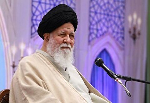 علم الهدی: خدا دل‌ها را متوجه یک نقطه کرده و آن رهبری است