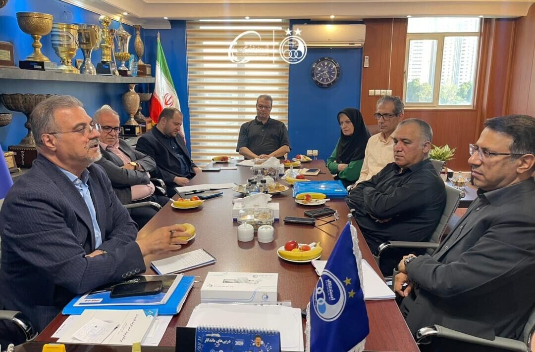 عطش مدیران استقلال تمام شدنی نیست!
