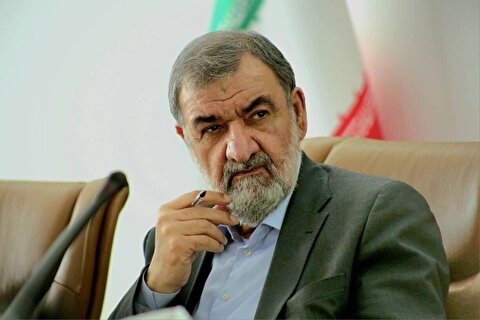 واکنش محسن رضایی به حضور امام خامنه‌ای در عزاداری شب عاشورا