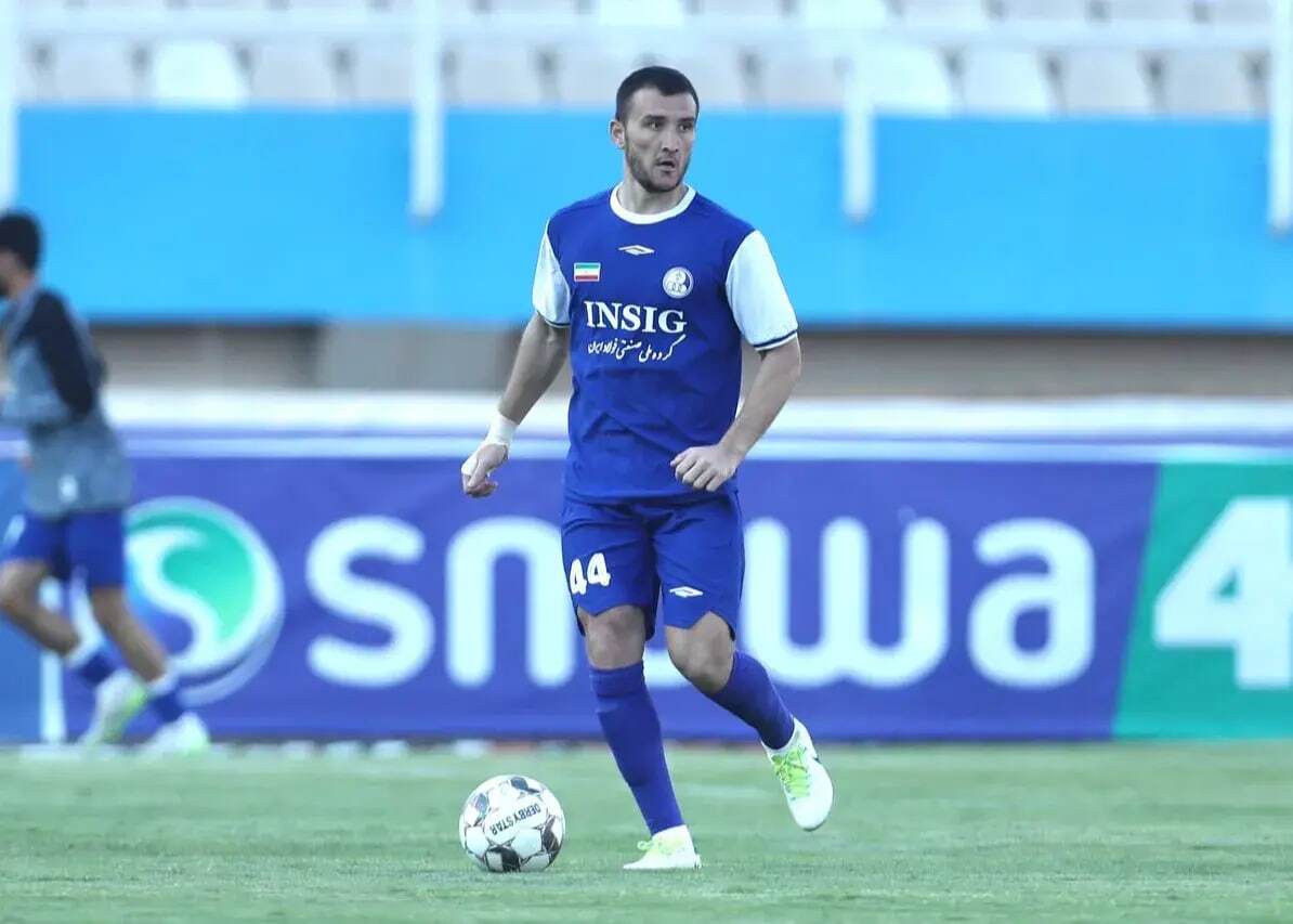 بازیکن مازاد استقلال شاگرد سرمربی پرسپولیسی می‌شود؟