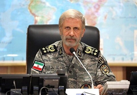 فرمانده ارتش: آمریکا پاسخ قاطعانه‌ای دریافت می‌کند