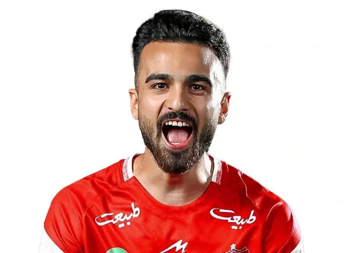 دستور وحید هاشمیان برای جدایی مهاجم پرسپولیس