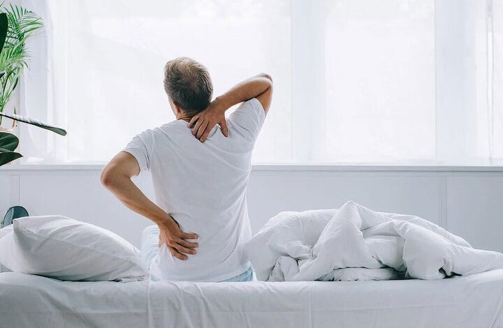 چرا صبح‌ها کمردردتان شدیدتر است؟