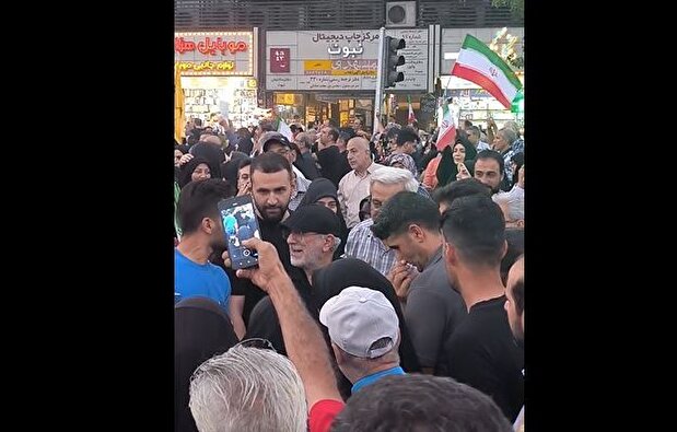 سردار قاآنی در جشن پیروزی مردم تهران  + ویدیو
