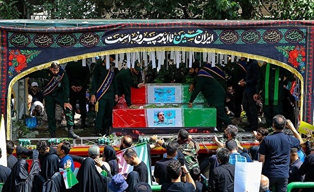 تصاویر / تشییع شهدای اقتدار ملی در تهران