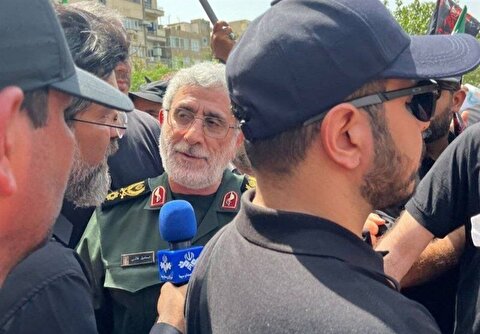 فرمانده نیروی قدس: اگر همه پشت سر رهبری باشند، همه کارها درست می‌شود