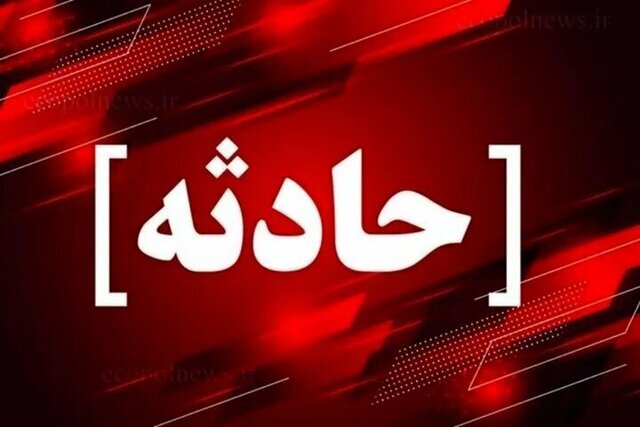واژگونی یک دستگاه اتوبوس با ۲۸ مسافر در محور انار به مهریز