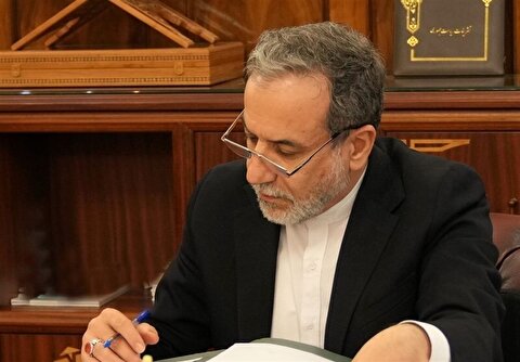 عراقچی: خون شهدای آستانه اشرفیه، مشعل راه مقاومت خواهد شد!