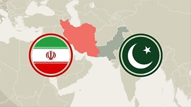 فیلم/ ادای احترام پزشکیان به اقبال لاهوری به شاعر پرآوازه پارسی‌گوی در پاکستان