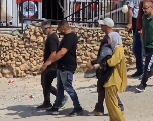 ویدیو| اشغالگران، جشن عروسی را با تخریب خانه به ماتم تبدیل کردند