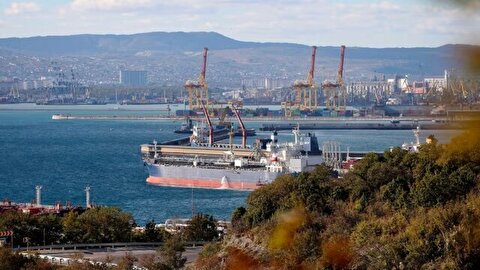 فایننشال تایمز: ترامپ آماده تحریم‌های جدید علیه ناوگان روسیه می‌شود