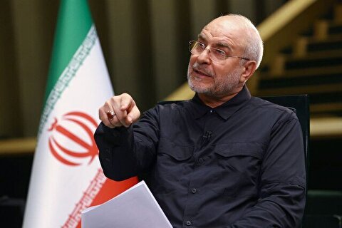 قالیباف: وطن و اسلام دو روی یک سکه هستند / قصد دشمن تجزیه ایران است