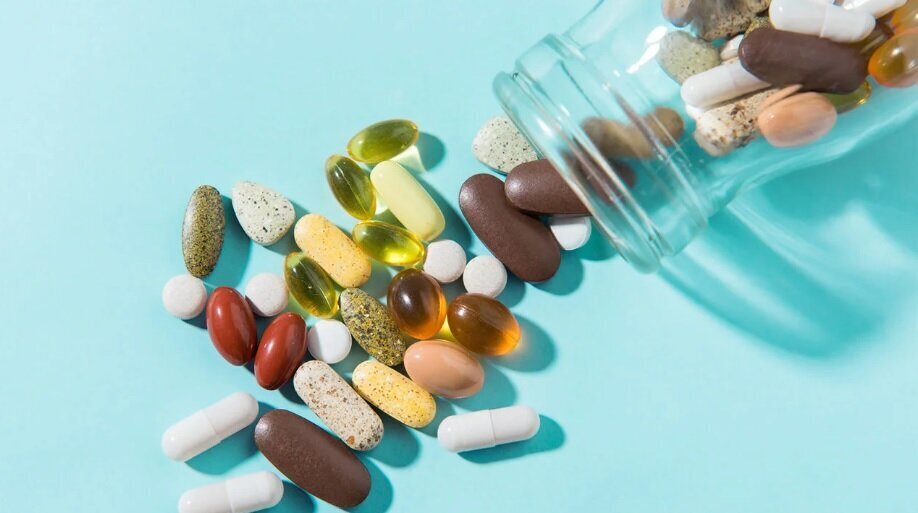 ویتامین‌های ضروری برای هر گروه سنی؛ از کودکان تا سالمندان