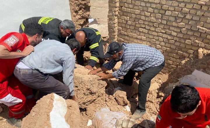 حادثه ریزش آوار در ایوانکی؛ تبعه خارجی جان باخت