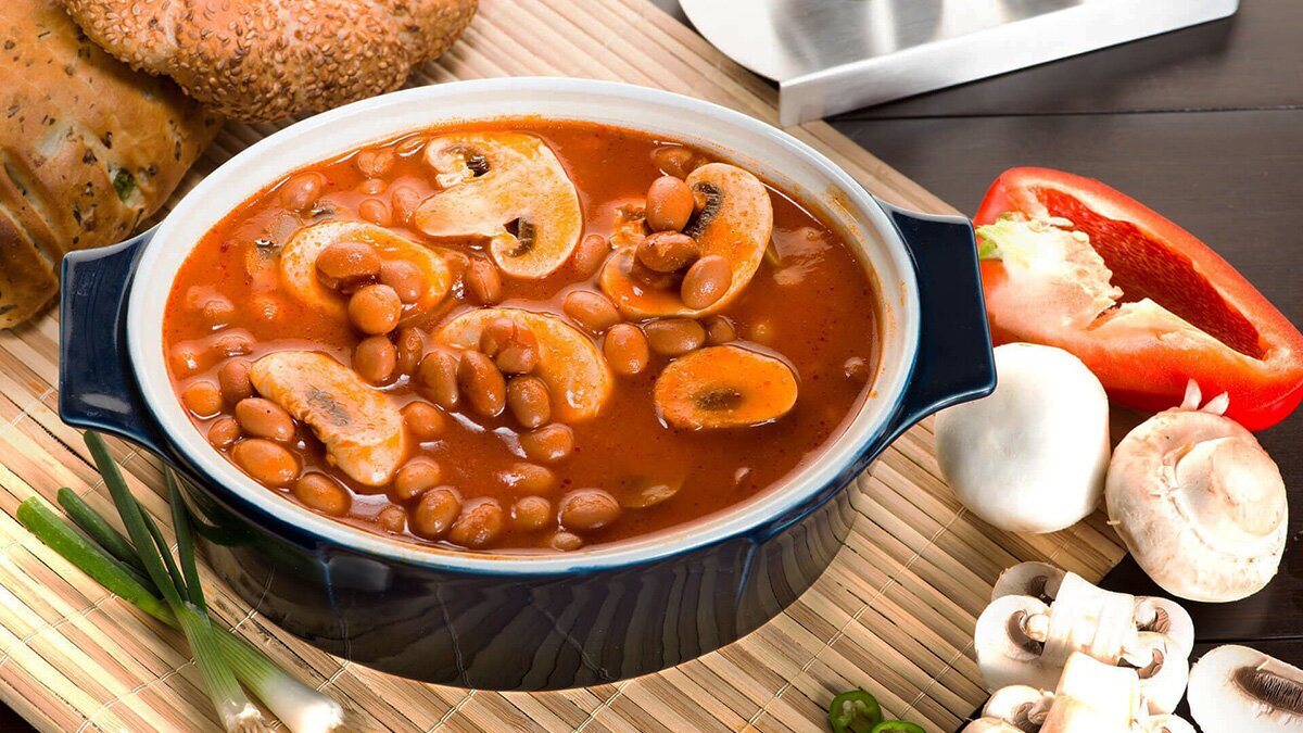 لوبیای قرمز؛ راز طبیعی مقابله با یبوست و تقویت روده‌ها