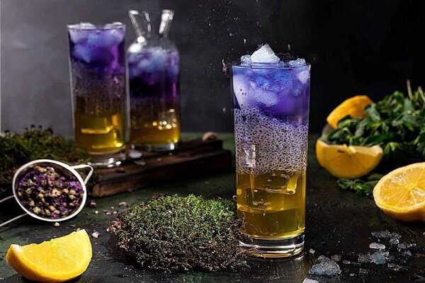 با این نوشیدنی‌های گوارا کم‌آبی و گرمازدگی را از خود دور کنید