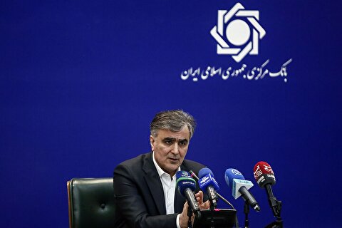 فرزین: آرامش را به بازار ارز، کالا و بورس بازمی‌گردانیم