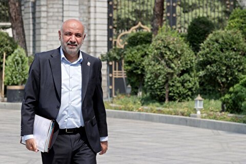 استیضاح احمد میدری در مجلس کلید خورد