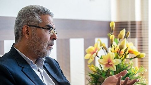 نقد صمصامی به انتقاد وزیر اقتصاد از قانون قاچاق ارز و کالا