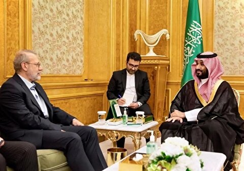 مأموریت مهم لاریجانی در سفر به عربستان
