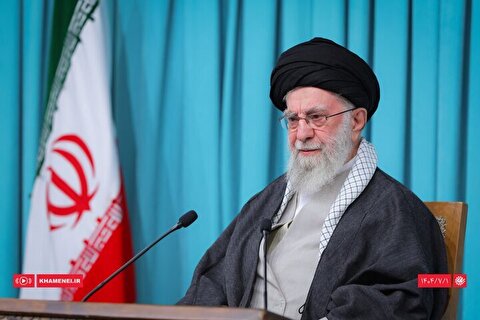رهبر انقلاب: مذاکره با دولت آمریکا هیچ کمکی به منافع ملی ما نمیکند