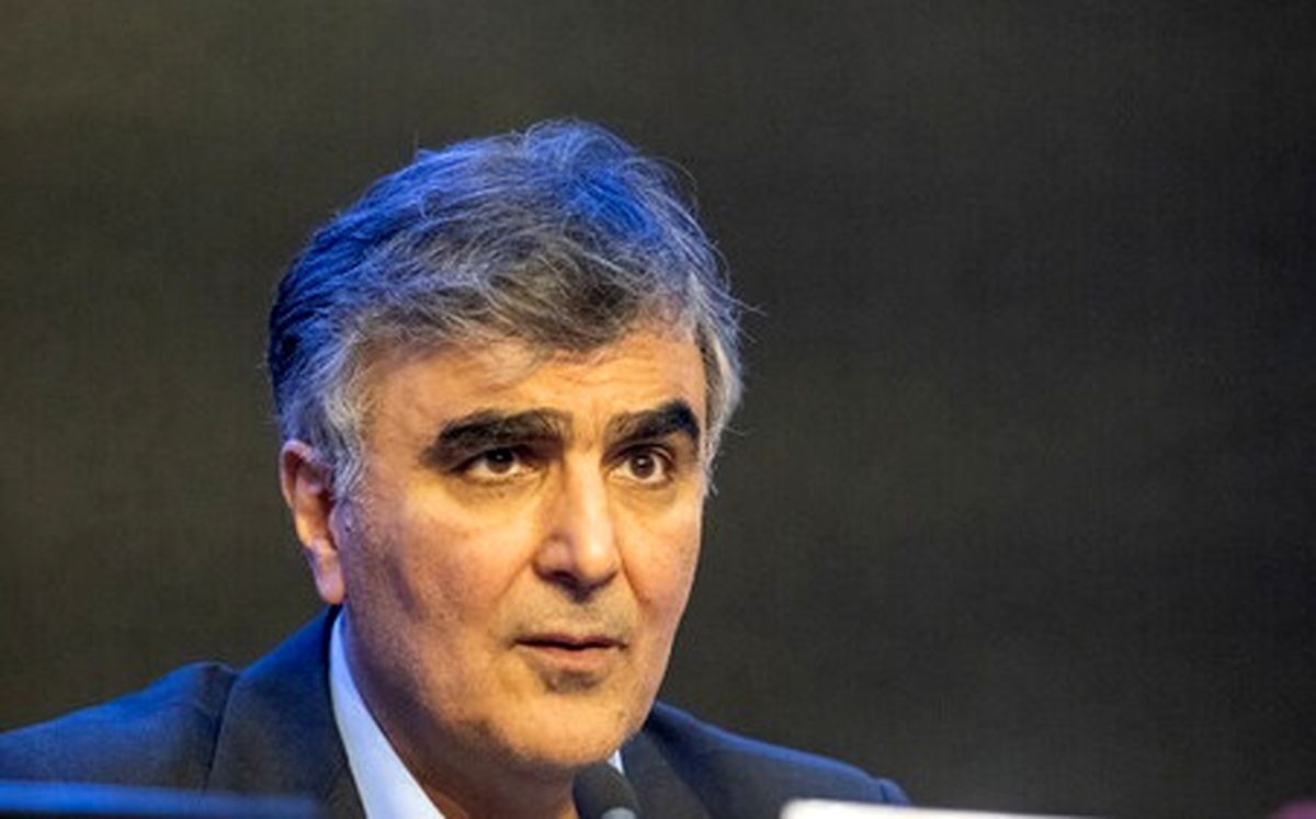 فرزین: عرضه ارز با نرخ توافقی در مرکز مبادله افزایش می‌یابد