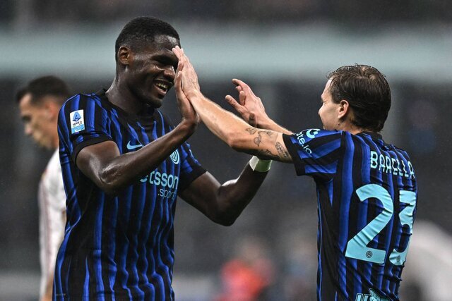 اینتر جای میلان را در صدر گرفت