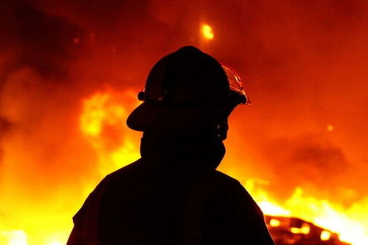 گلستان در شوک/ انبار مرکزی شرکت میهن طعمه حریق مهیب شد!